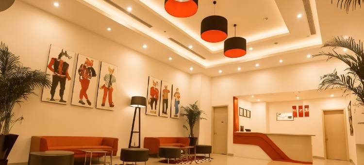 红狐狸柠檬树酒店，60区，古鲁格拉姆(Red Fox by Lemon Tree Hotels, Sector 60, Gurugram)图片