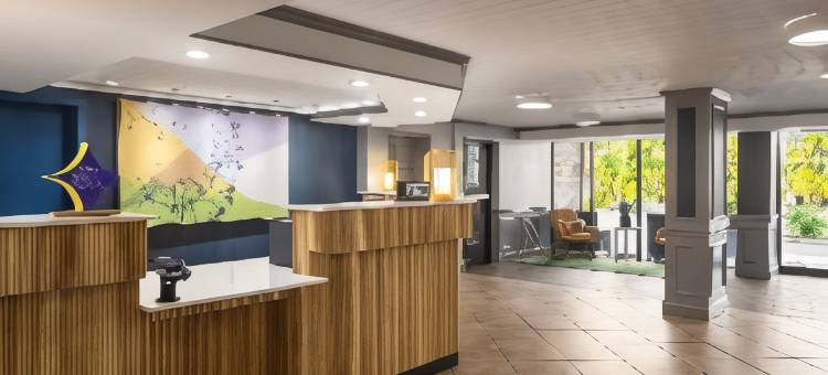 萨拉索塔西埃斯特基盖特威希尔顿斯巴克酒店(Spark by Hilton Sarasota Siesta Key Gateway)图片
