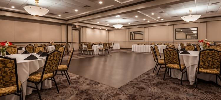 亚当斯贝斯特韦斯特酒店(Best Western Adams Inn Quincy-Boston)图片