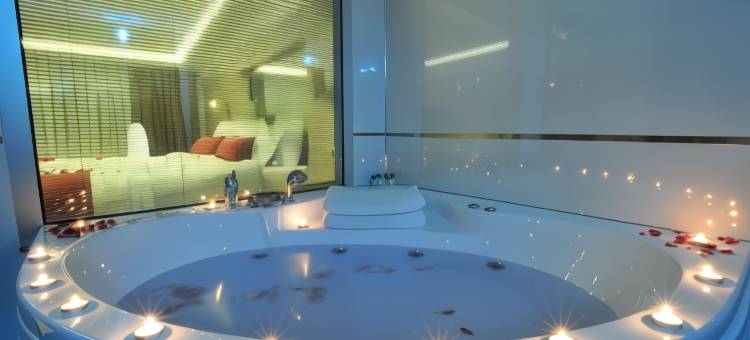 乌沙克温德姆华美达酒店(Ramada by Wyndham Usak)图片