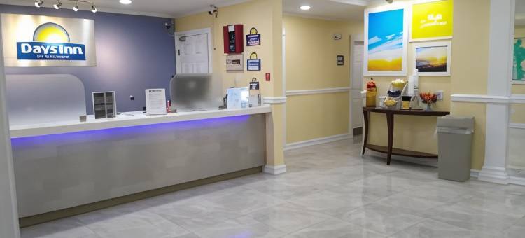 金斯兰戴斯酒店(Days Inn by Wyndham Kingsland GA)图片