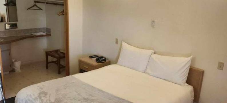 坎贝尔河河滨旅馆(Campbell River Lodge)图片