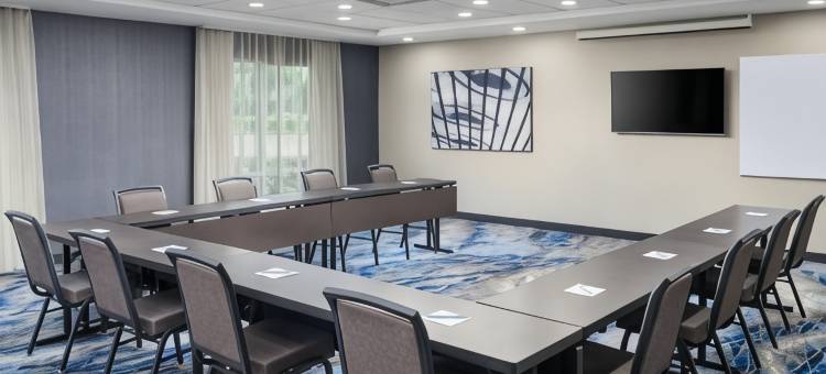 伯明翰贝瑟默万豪万枫酒店(Fairfield Inn & Suites Birmingham Bessemer)图片