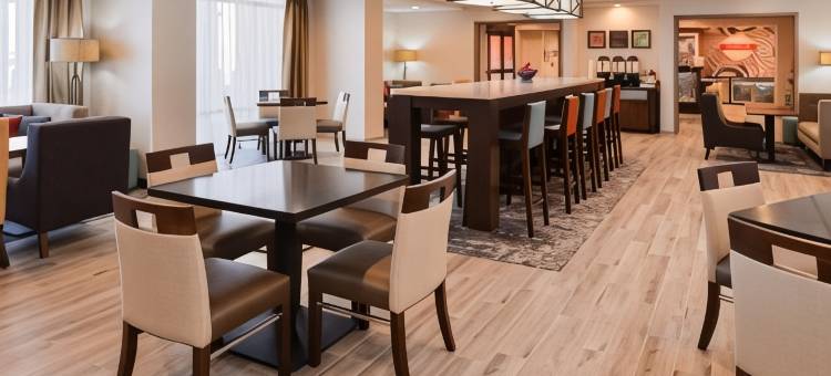 希尔顿欢朋酒店-埃尔森特罗(Hampton Inn El Centro)图片