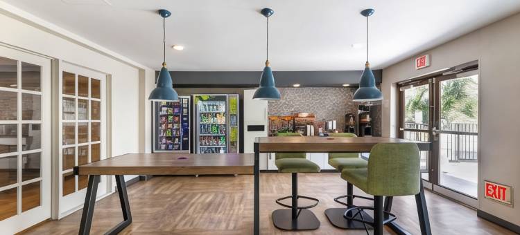 美洲长住酒店高级套房-迈阿密-机场-迈阿密斯普林斯(Extended Stay America Premier Suites - Miami - Airport - Miami Springs)图片