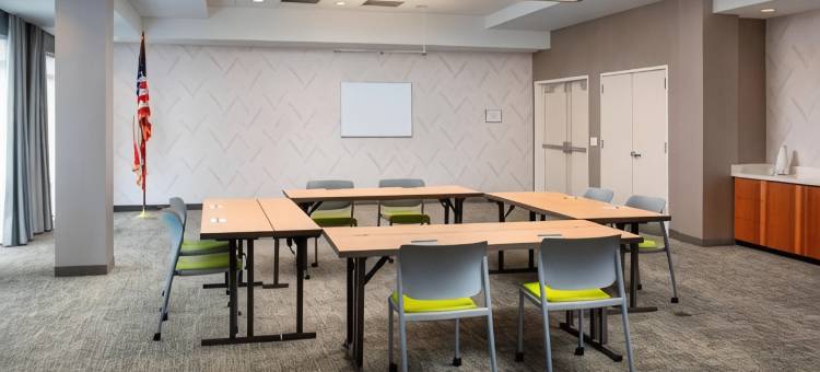 波托马克米尔SpringHill套房酒店(SpringHill Suites Potomac Mills Woodbridge)图片