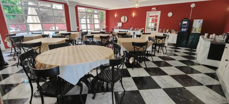 OYO唐坎迪多酒店(Hotel Don Cándido)图片