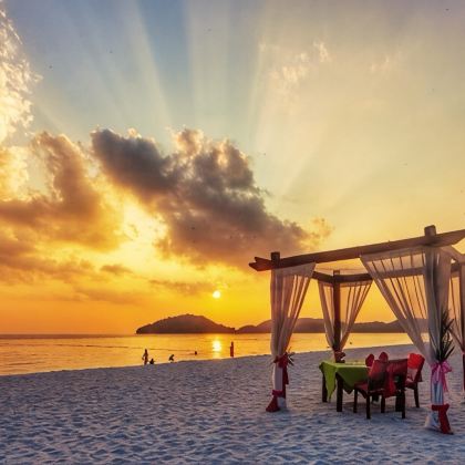 马来西亚兰卡威+吉隆坡7日6晚拼小团