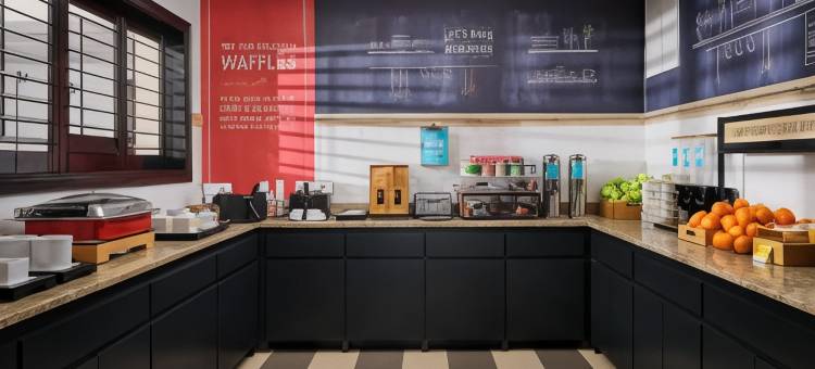 卡温顿欢朋酒店(Hampton Inn Covington)图片