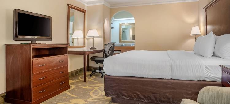 冈萨雷斯会议中心克拉丽奥酒店(Clarion Inn Conference Center)图片