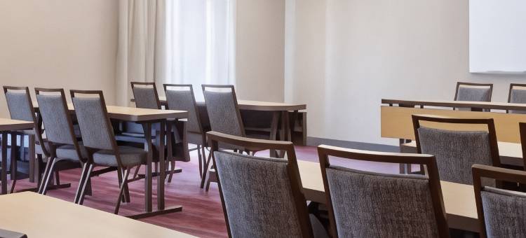 达拉斯阿林顿/娱乐区万怡酒店(Courtyard Dallas Arlington/Entertainment District)图片