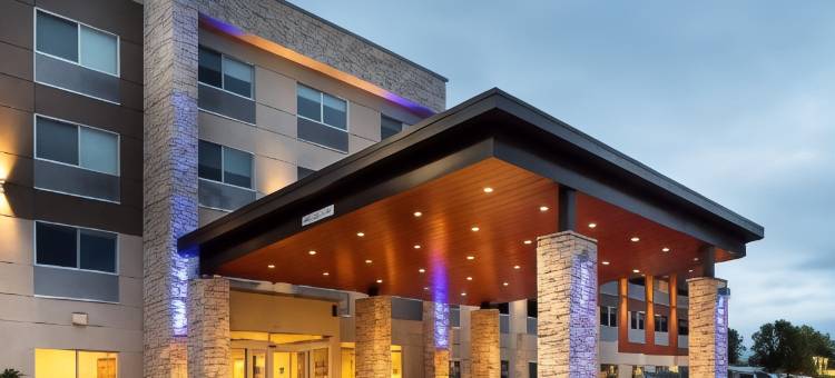 Holiday Inn Express & Suites Terrace图片