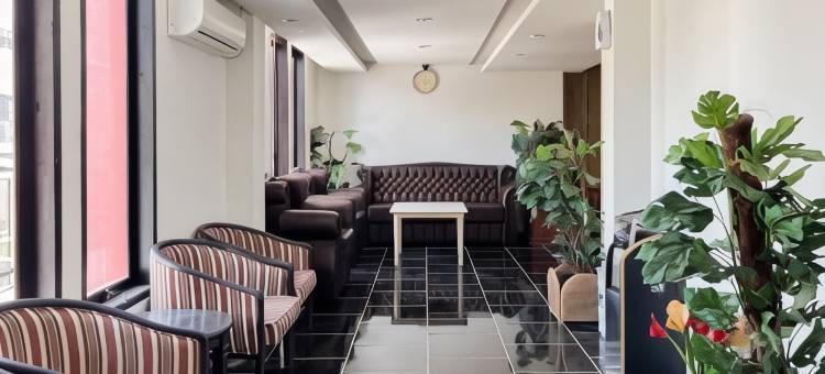 Urbanview Hotel Yasmin Makassar by RedDoorz图片
