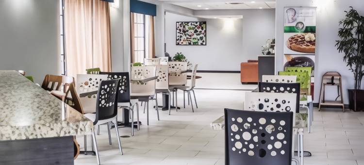 44号州际公路品质套房酒店(Quality Suites I-44)图片