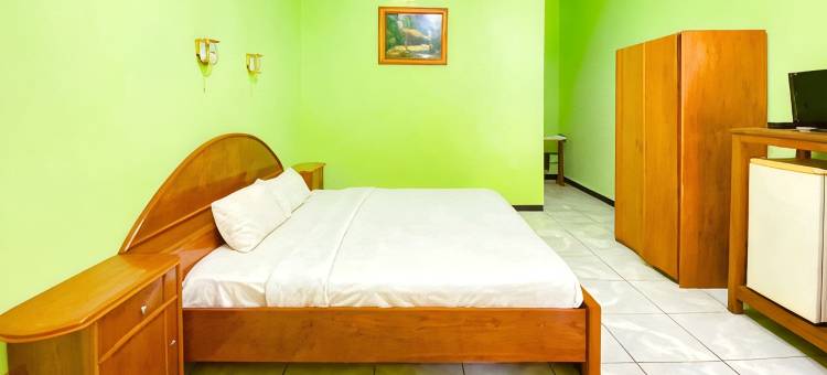 San Sui Hotel Mitra RedDoorz图片