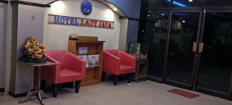 丹戎槟榔劳特再也酒店(Hotel Laut Jaya Tanjung Pinang RedPartner)图片