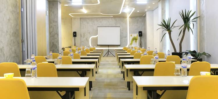 杰默萨里叶露酒店(Yello Hotel Jemursari)图片