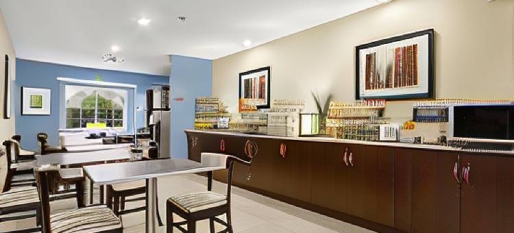 格林维尔麦客达套房酒店(Microtel Inn & Suites by Wyndham Greenville / Woodruff Rd)图片