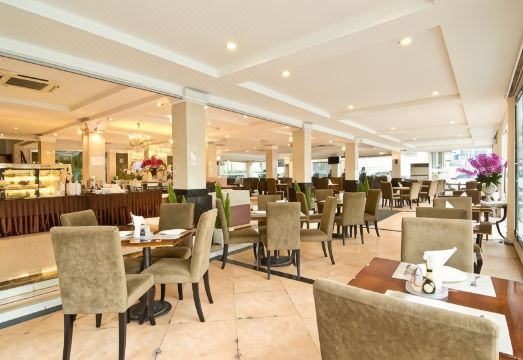 LK Mantra Pura Resort Hotel Overview