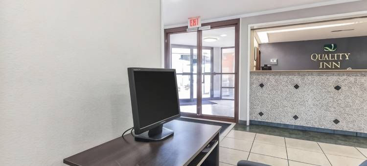 霍姆伍德伯明翰 I-65 凯艺酒店(Quality Inn Homewood Birmingham I-65)图片