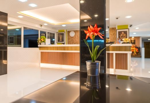 The Holidays Hill Betong Hotel Overview