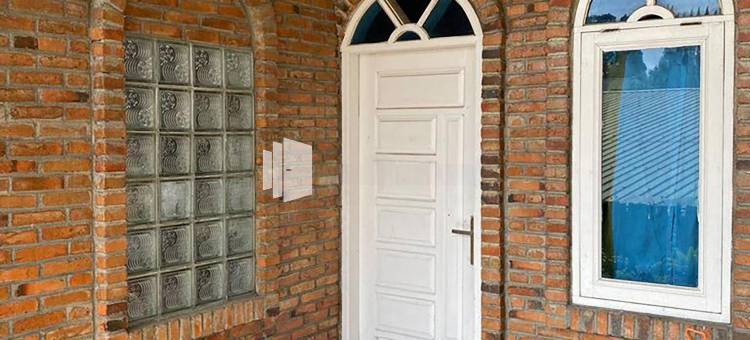 红色伙伴劳贡巴友谊旅馆(Friendjoss Homestay Laugumba RedPartner)图片