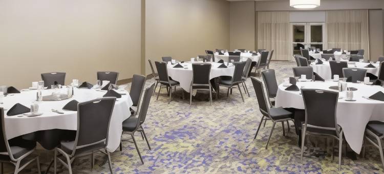 奥马哈阿卡萨尔本村希尔顿花园酒店(Hilton Garden Inn Omaha Aksarben Village)图片