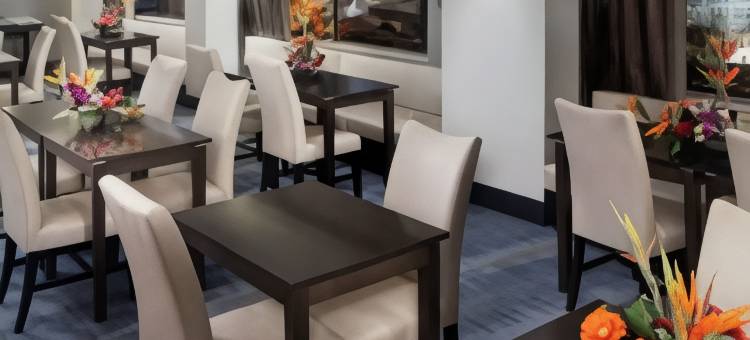 奥尔巴尼希尔顿酒店(Hilton Albany)图片