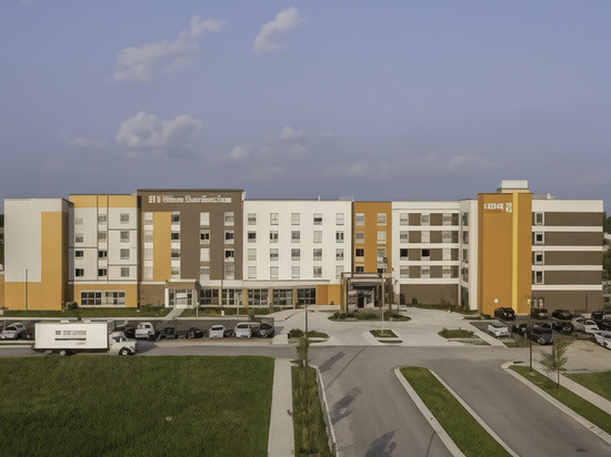 韦恩堡北希尔顿花园酒店