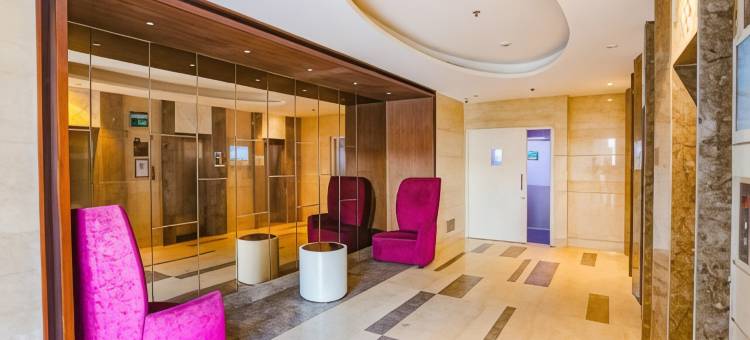 FabHotel 蓝宝石83 曼瑟尔古鲁格拉姆最佳酒店(FabHotel Sapphire 83 Best Hotel in Manesar, Gurugram)图片