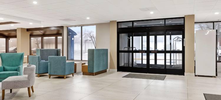 伊利娱乐场附近克拉丽奥酒店(Clarion Pointe Near Erie Casino)图片