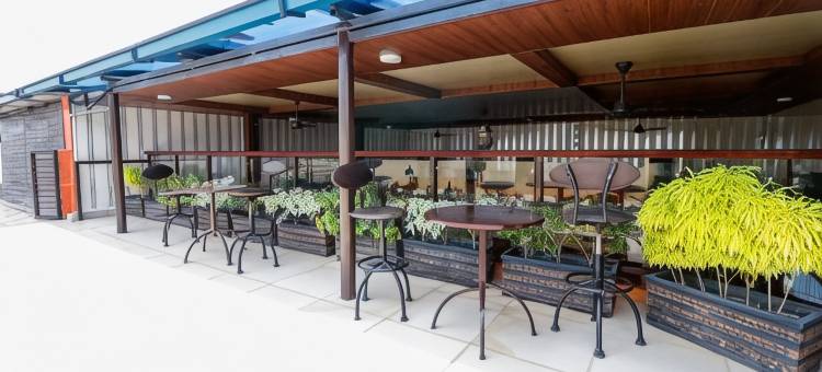 红门Plus酒店-近巴淡DC购物中心(RedDoorz Plus near DC Mall Batam)图片