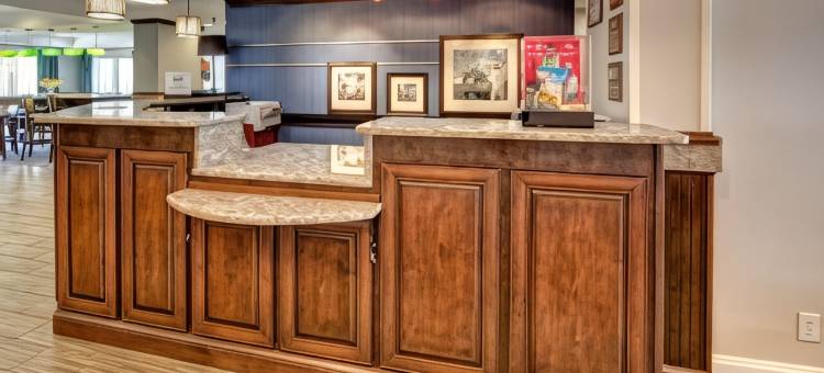 希尔顿欢朋酒店-劳林堡(Hampton Inn Laurinburg)图片