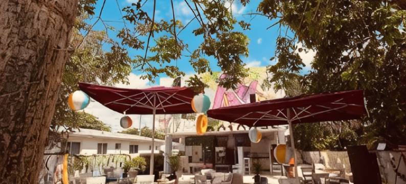 设计区中庭旅舍(Atrium Hostel Design District)图片