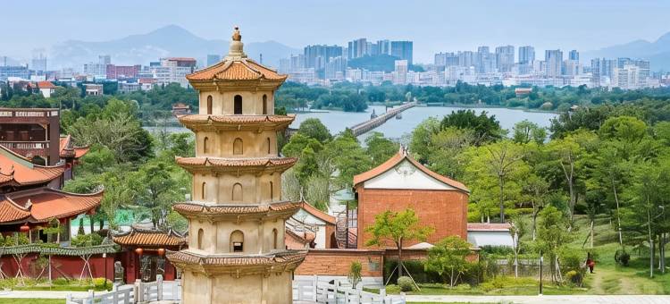 来南厝馆口巷民宿(安平桥龙山寺店)图片