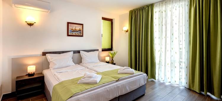 Panorama Blue Family Hotel and Free Parking图片