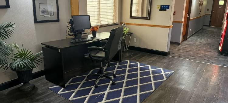 威利斯顿的公平桥旅馆和套房(FairBridge Inn & Suites Williston)图片