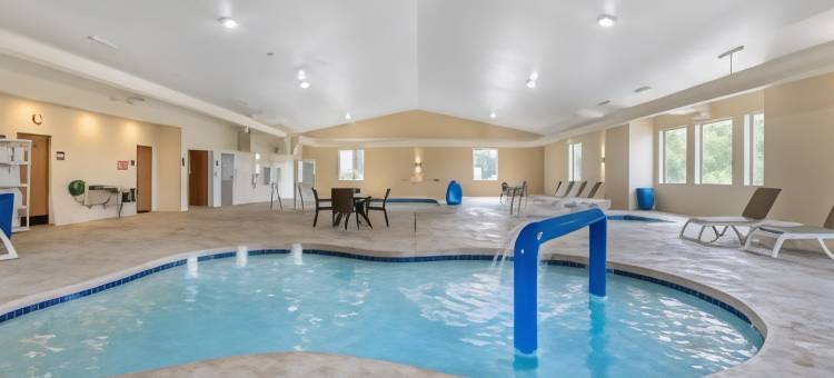 日内瓦湖城东舒适套房酒店(Comfort Suites Lake Geneva East)图片