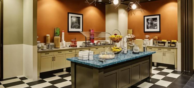 奥斯汀大学-国会大厦希尔顿欢朋酒店及套房(Hampton Inn & Suites Austin @ the University/Capitol)图片