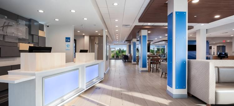 洲际酒店集团智选假日酒店及套房芝加哥 - 霍夫曼庄园(Holiday Inn Express & Suites CHICAGO - HOFFMAN ESTATES by IHG)图片