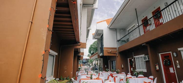 艾许利与比尔套房花园酒店(Ashley and Bill's Suites 'n Garden Hotel and Vacation Homes)图片