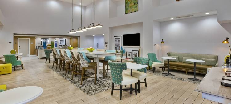 联盟欢朋套房酒店(Hampton Inn & Suites Alliance)图片