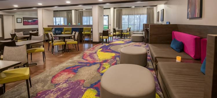 什里夫波特/伯锡尔城希尔顿欢朋酒店(Hampton Inn Shreveport/Bossier City I-20)图片