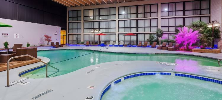 枫城贝斯特韦斯特酒店(Best Western Maple City Inn)图片