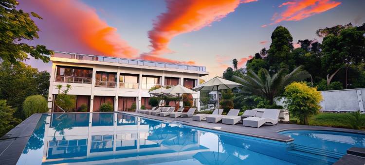 Nirvana Hotel Tetebatu图片