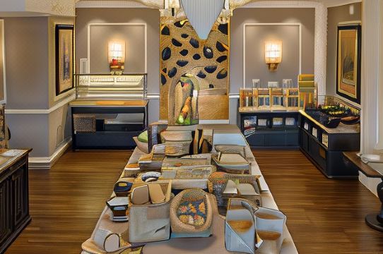 Plaza Hotel Lucchesi Hotel Overview