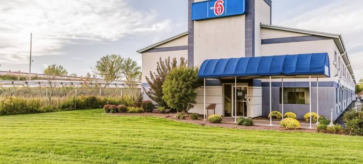 格林贝朗博6号汽车旅馆(Motel 6 Green Bay, WI - Lambeau)图片