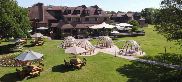 斯特卢普斯酒店(Stirrups Hotel)图片