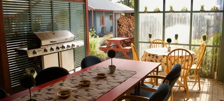 冒险住宿汽车旅馆及穿越汤加里罗国家公园活动(Adventure Lodge and Motels and Tongariro Crossing Track Transport)图片