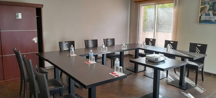 康福特蒙托邦英式酒店(Brit Hotel Confort Montauban)图片